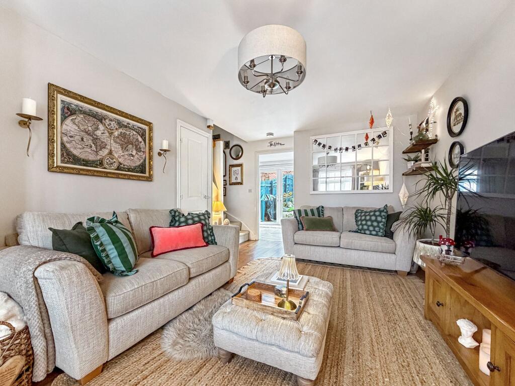 River Avenue, Trelewis, CF46 - View 3