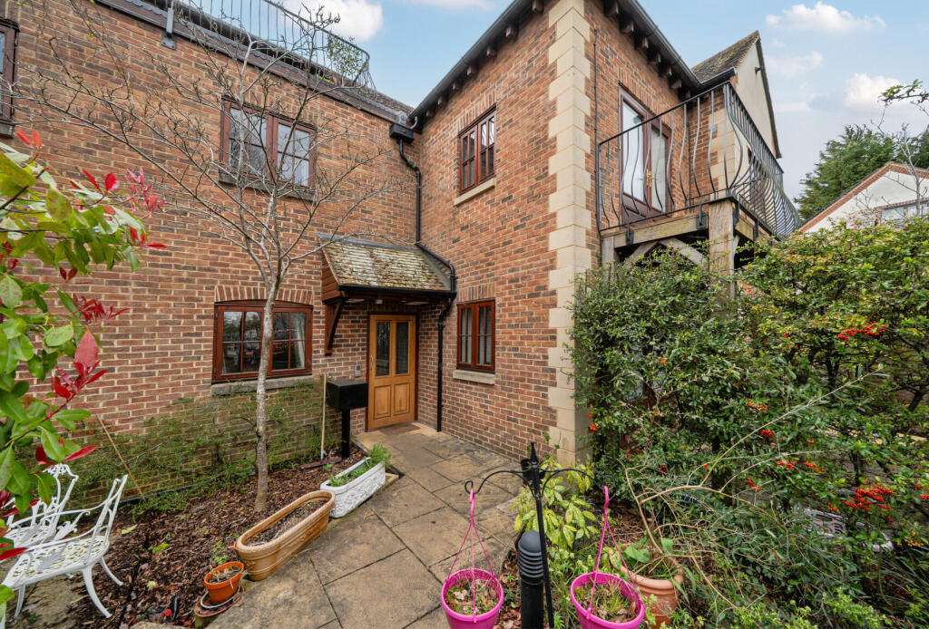 Main image of property: Raleigh Park Road, Oxford, Oxfordshire, OX2