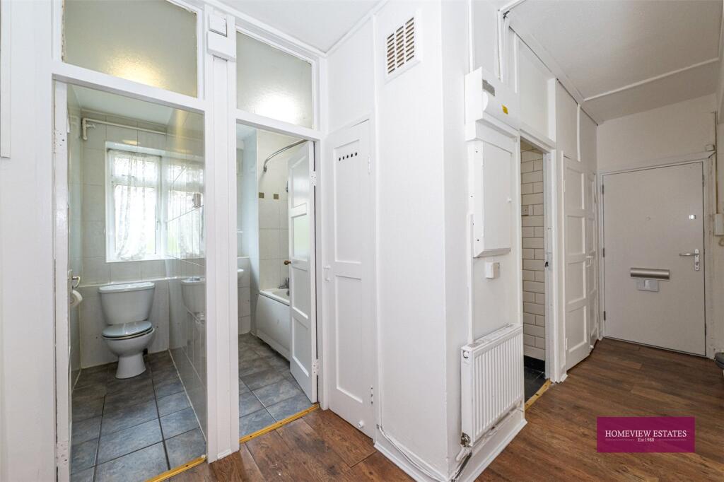 Apartment in London - More