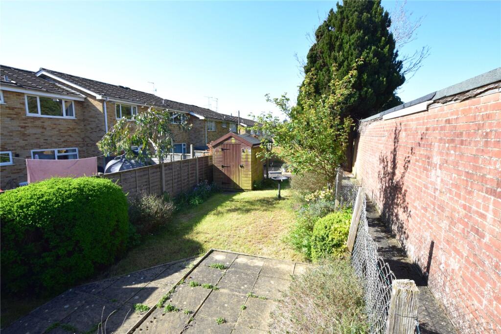 Dove Court, Alton, Hampshire, GU34 - View 6