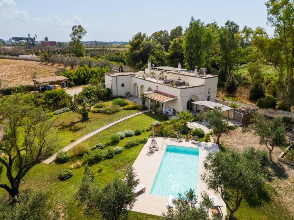 Apulia Country 5 bedroom country house for sale in Apulia, Lecce, Lecce, Italy
