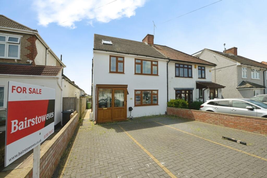 Main image of property: Redriff Road, Romford, RM7