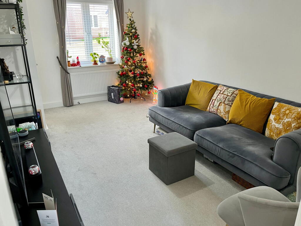 Warwick Close, Rothley, Leicestershire, LE7 7WP photo 3