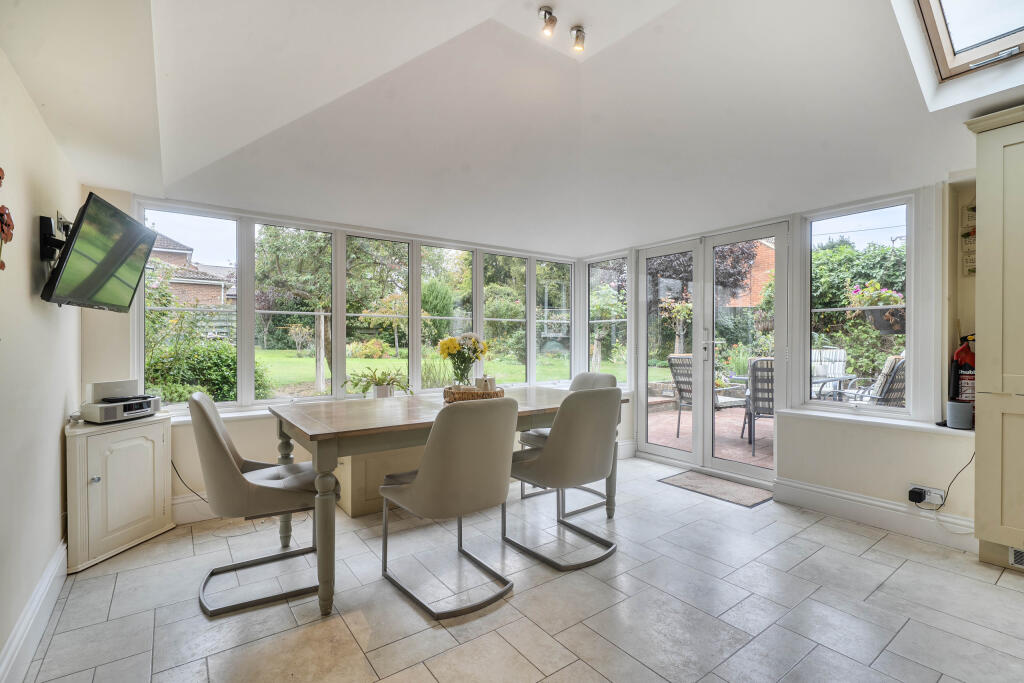 House in Basingstoke and Deane, Smiths Green, Sherborne St. John - View 5