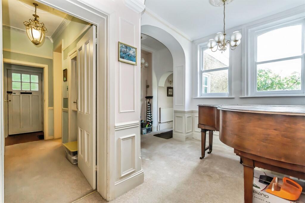 House in Tonbridge - View 4