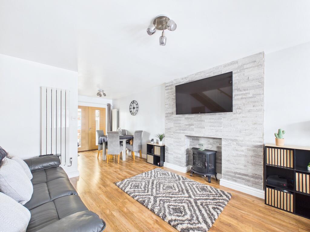 Apartment in Wigan - View 3
