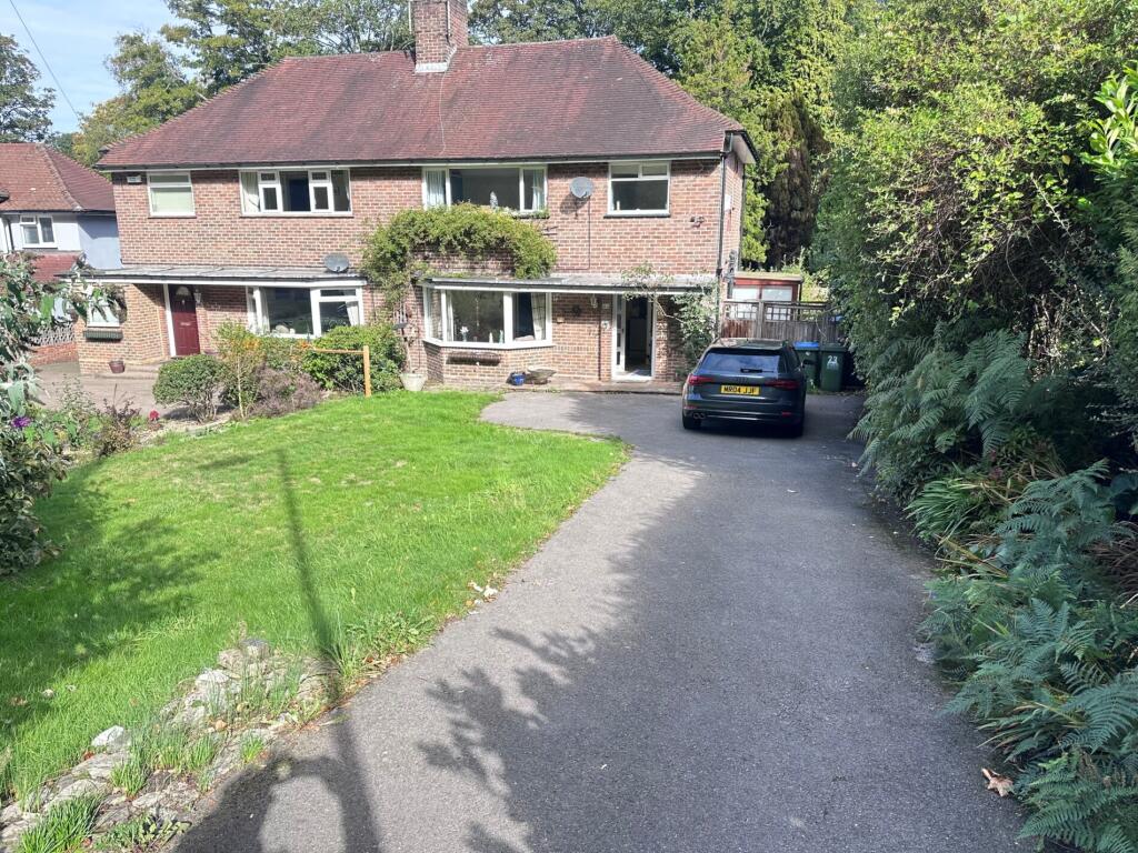 Main image of property: Lordswood Road, Lordswood, Southampton, SO16 6SD