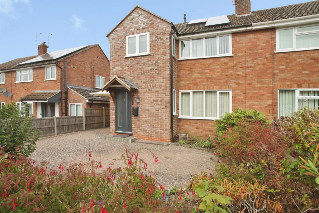 Main image of property: Wordsworth Road, RUGBY
