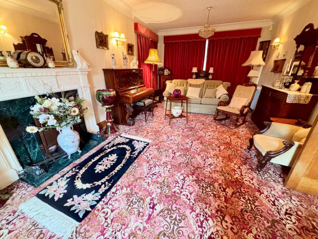 House in Doncaster - View 4
