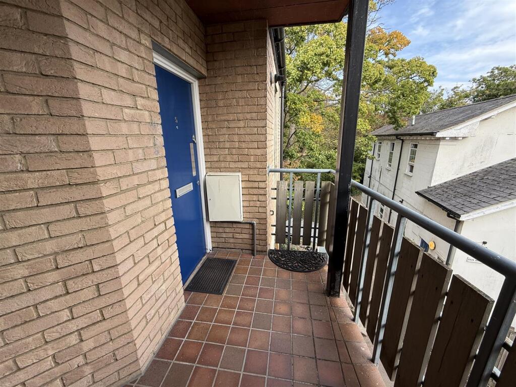 Main image of property: 5 Hertford CollegeGraduate CentreFolly BridgeOxford