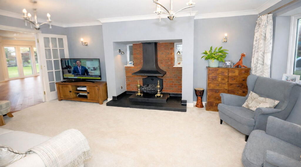 Robinson Close, Backwell - a superb exclusive setting photo 4