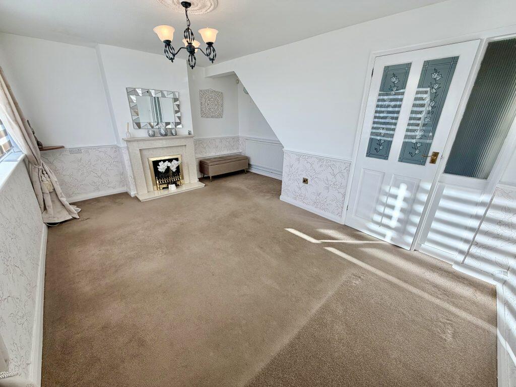 St. Marys Crescent, Yeovil, Somerset, BA21 photo 4