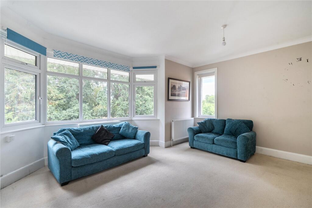 Apartment in Poole, Foxholes - View 4