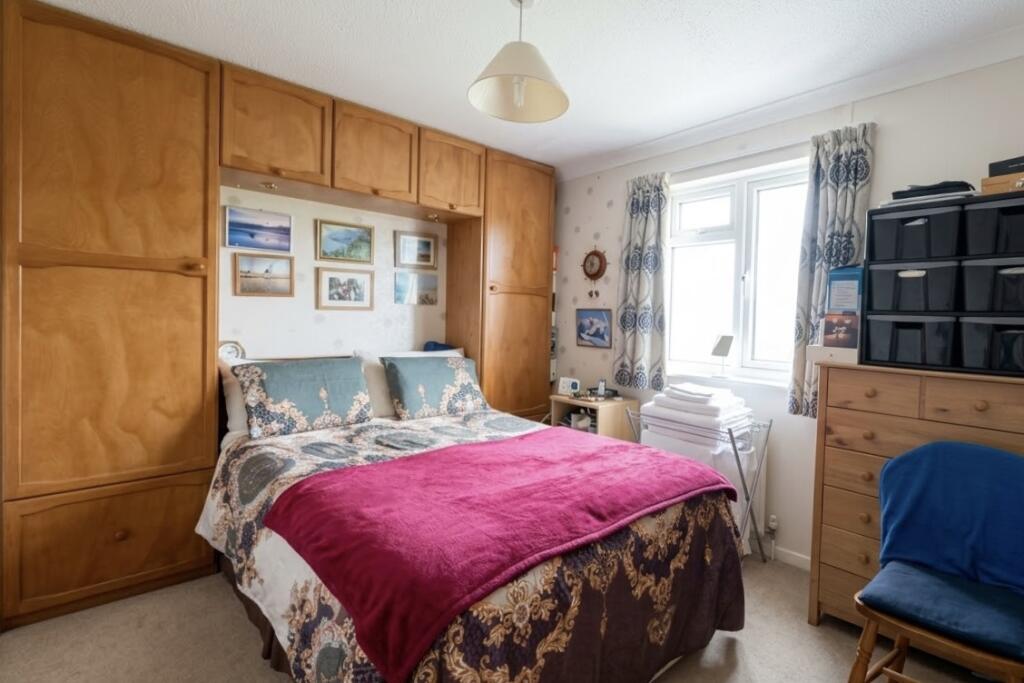 Buttercup Close, Seaton, Devon photo 5