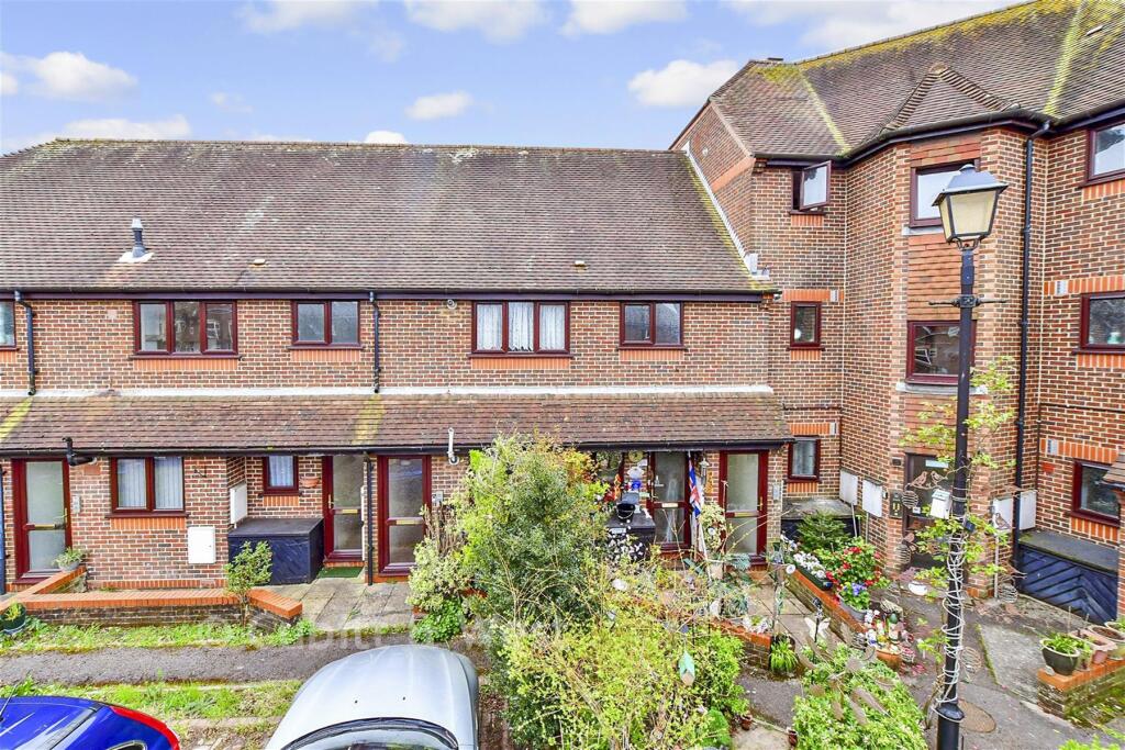 Main image of property: West Street, Havant, Hampshire