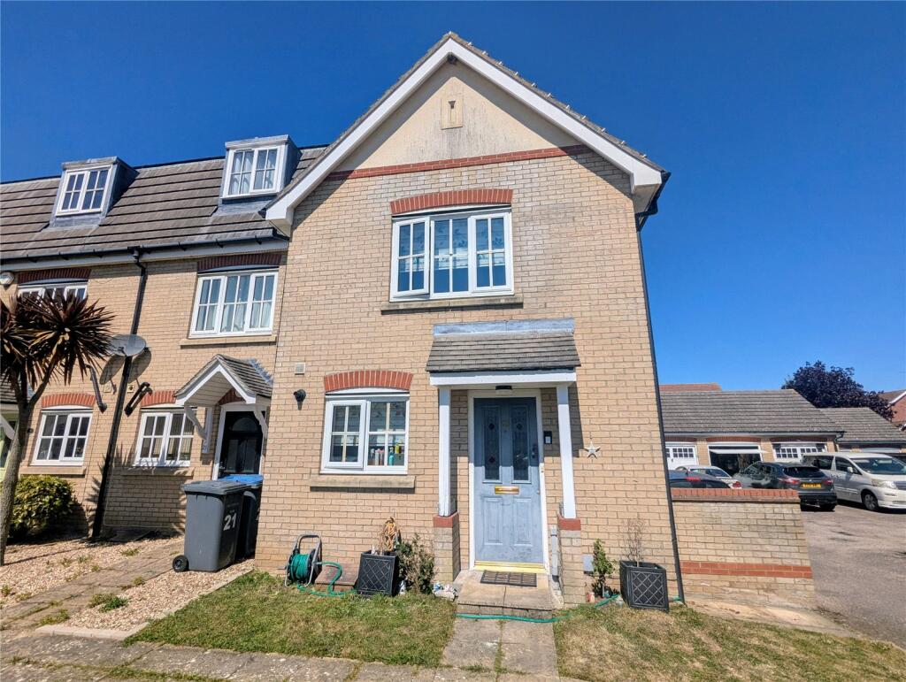 Main image of property: Lyle Close, Kesgrave, Ipswich, Suffolk, IP5