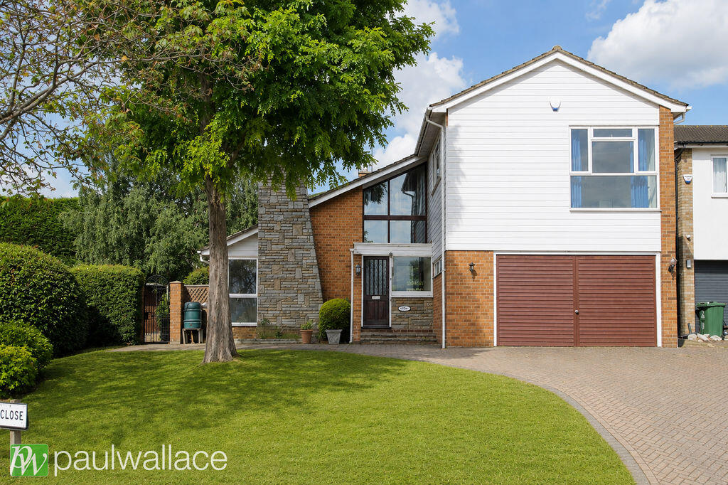 Main image of property: Mandeville Road | Approx. 2,000 Sq Ft Detached Family Home, Double Garage & Large Driveway