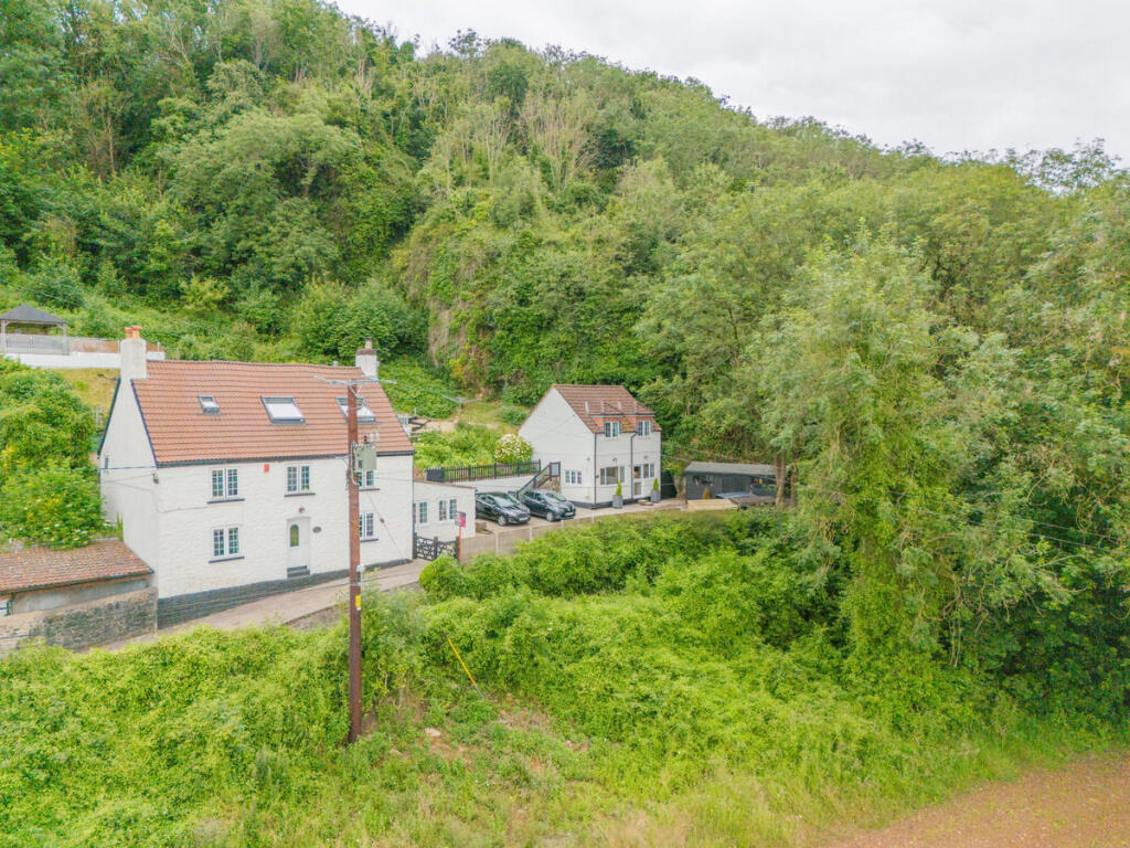 Main image of property: Kewstoke Road, Weston-super-mare, BS22