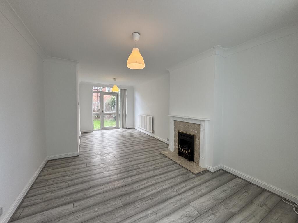House in Coventry, Stonehouse Estate, Willenhall - View 3