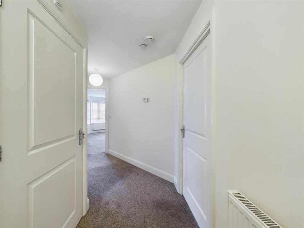 Additional image 5 of 41 Middlewood Close Solihull B91 2TZ