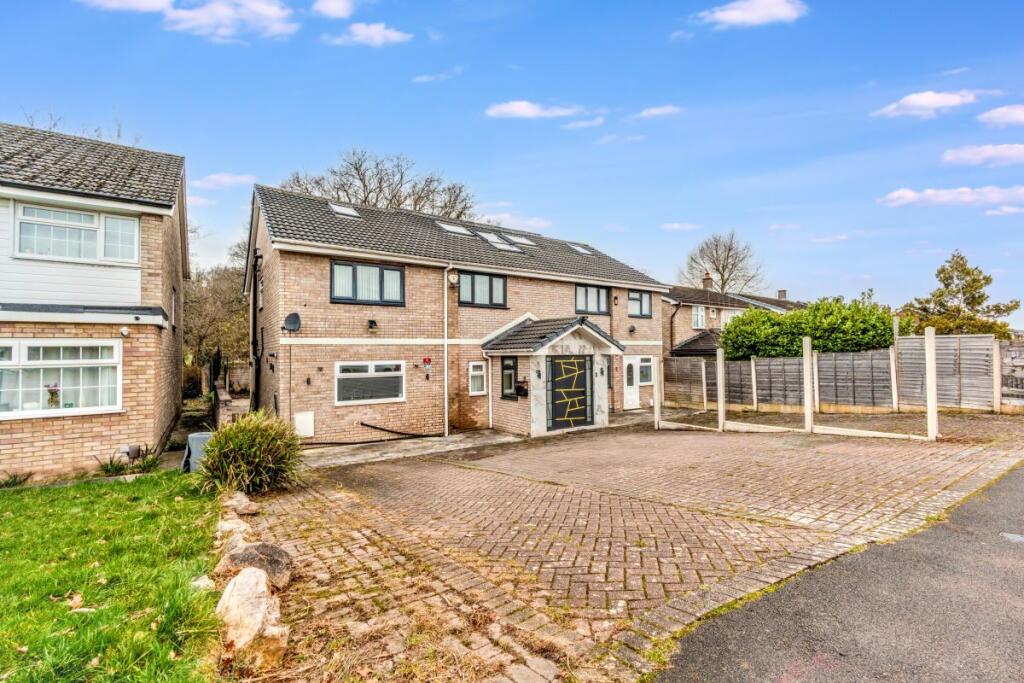 Main image of property: 46 Grasmere Road, Gatley, Cheadle, Cheshire, SK8 4RS