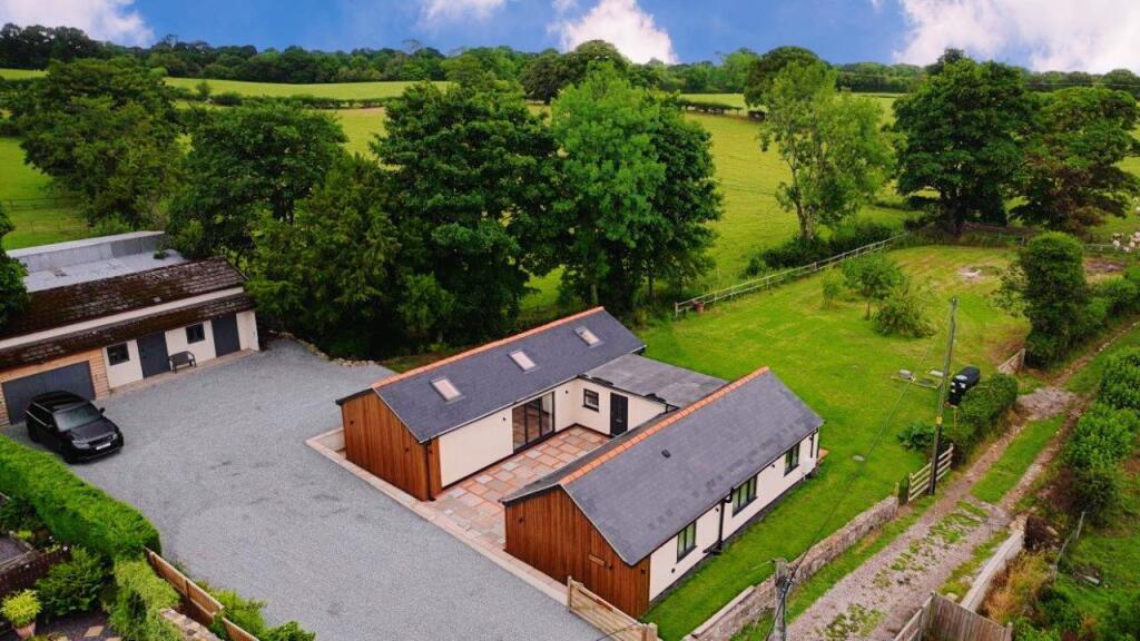 Main image of property: Drefechan, Pen-Y-Cae, Wrexham