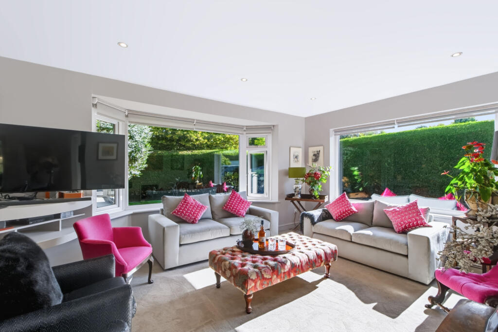 House in Trafford, Greater Manchester - More