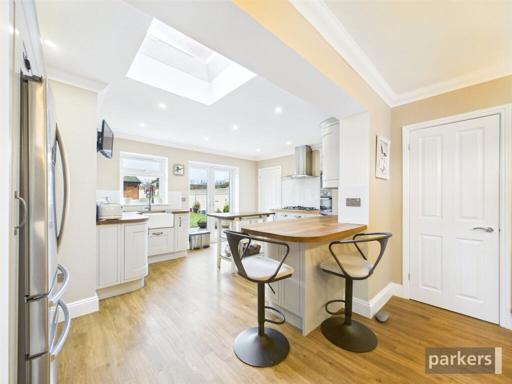Glebe Lane, Sonning, Reading, Berkshire, RG4 photo 3