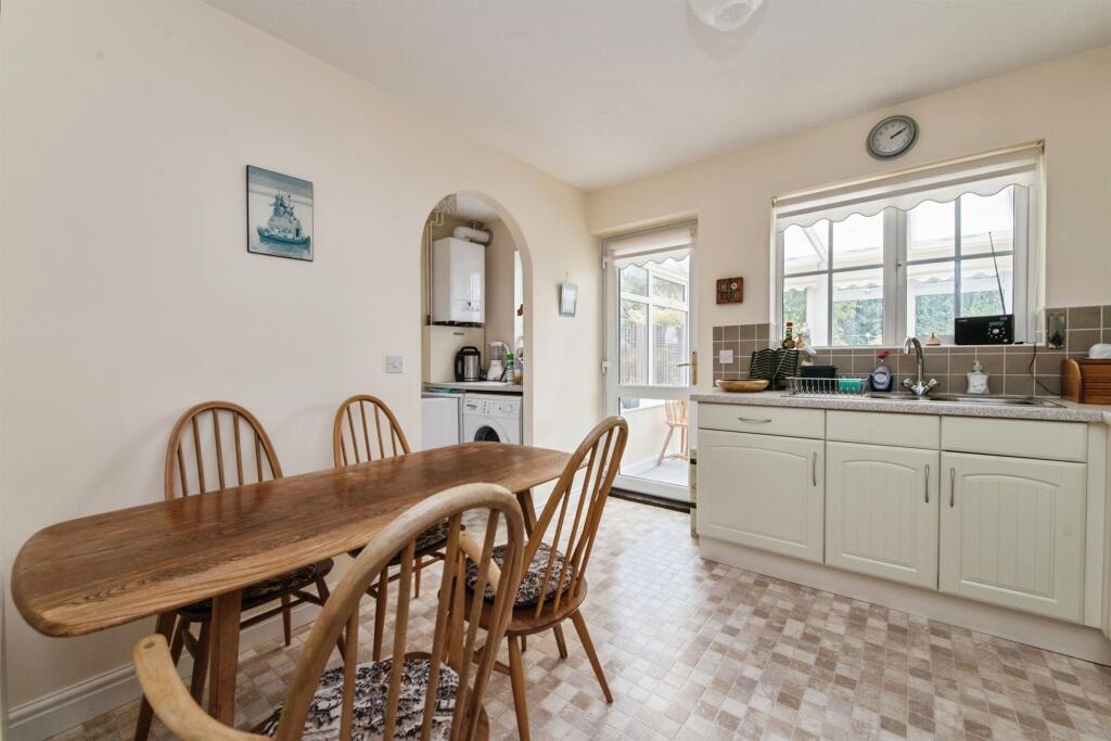 House in East Devon, Axminster - View 5