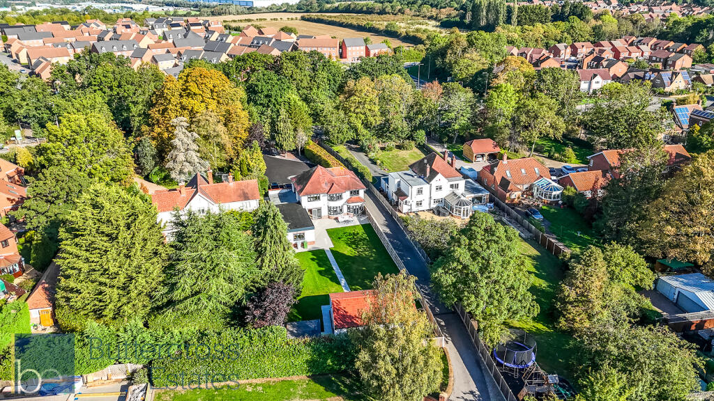 House in Nottingham - View 2