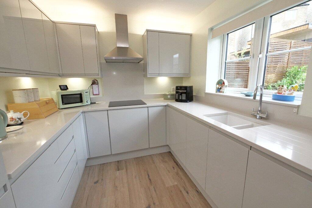 4 Alders Road, Skipton, BD23 2NR photo 3