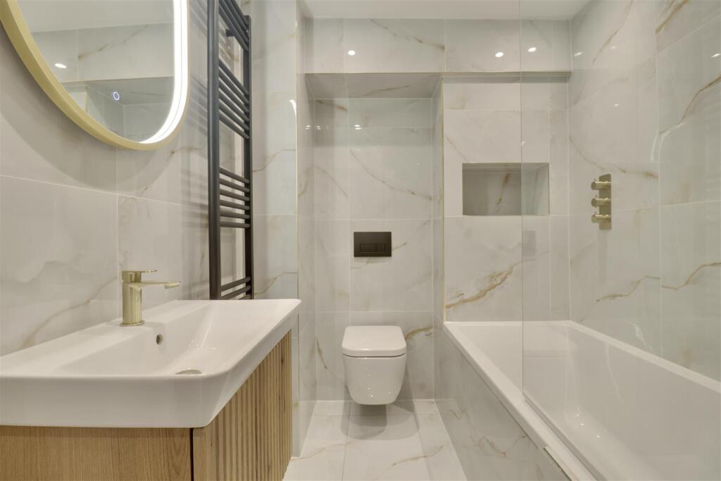Apartment in Portsmouth - View 5