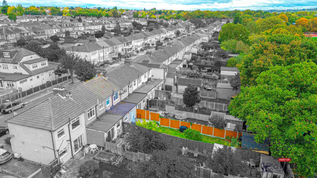 Norfolk Road, Upminster, RM14 photo 4