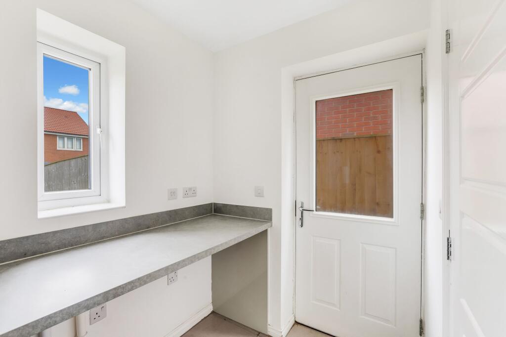 Griffon Drive, Hucknall, NG15 - View 5