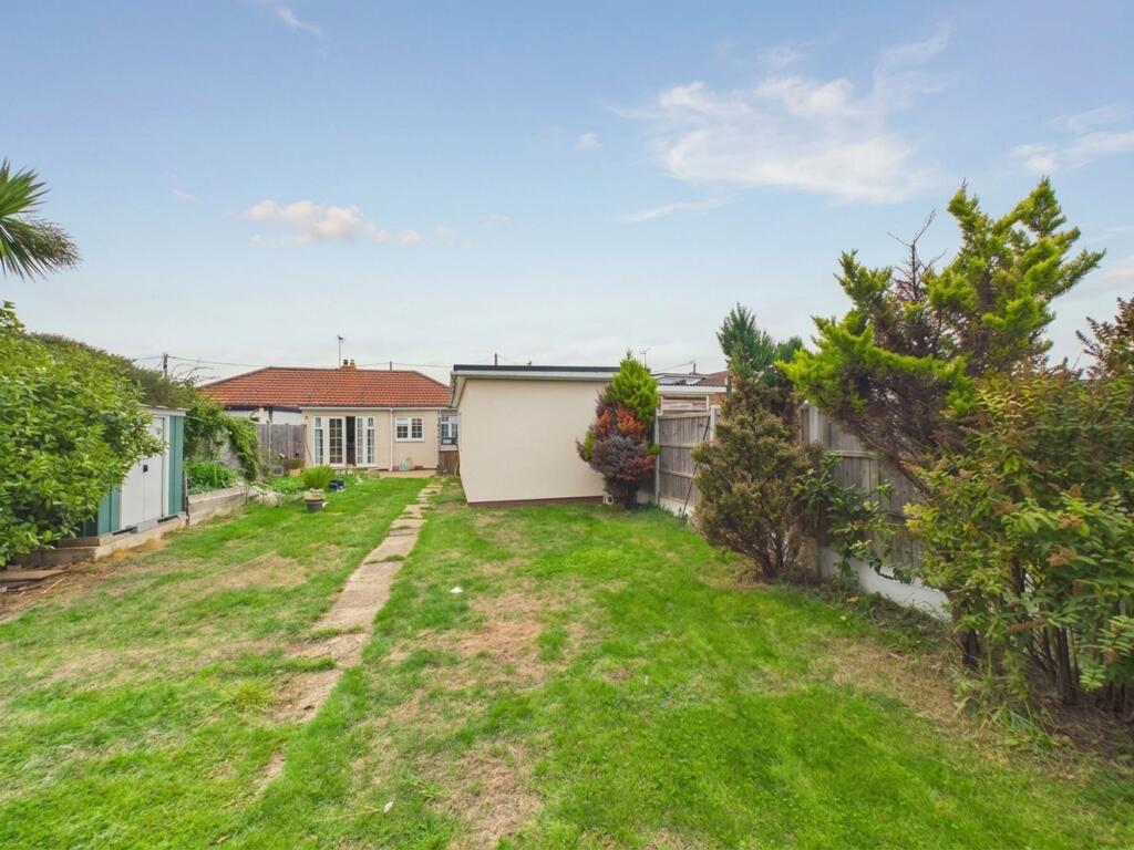 House in Southend-on-Sea - View 4