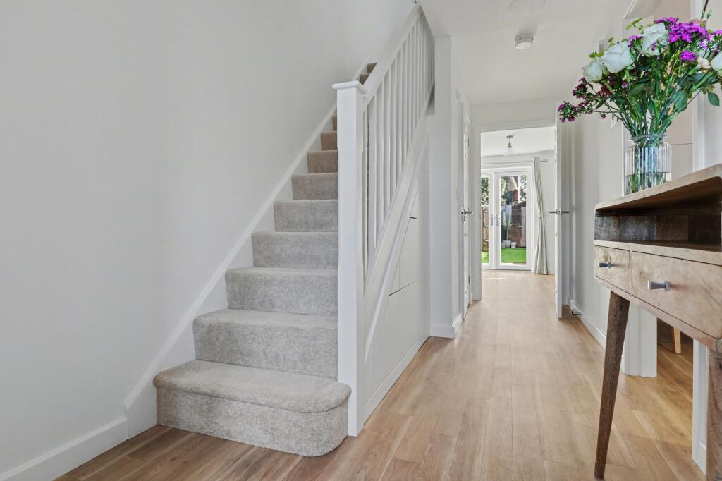 Mead Lane, Horton Heath, SO50 photo 5