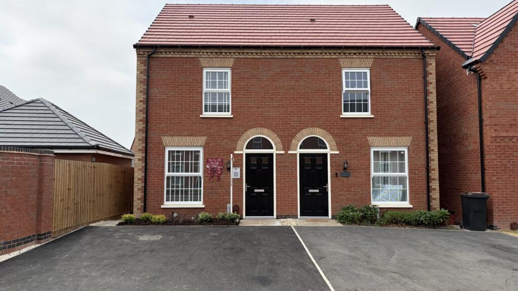 Main image of property: Wainwright Road,
Hugglescote,
LE67 2DA