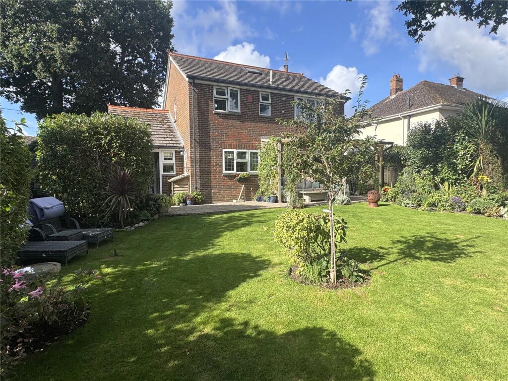 House in New Forest, Hordle - View 2