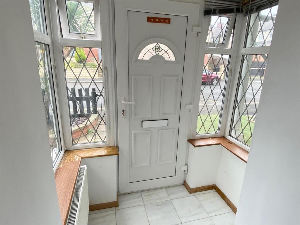 House in Huddersfield - View 5