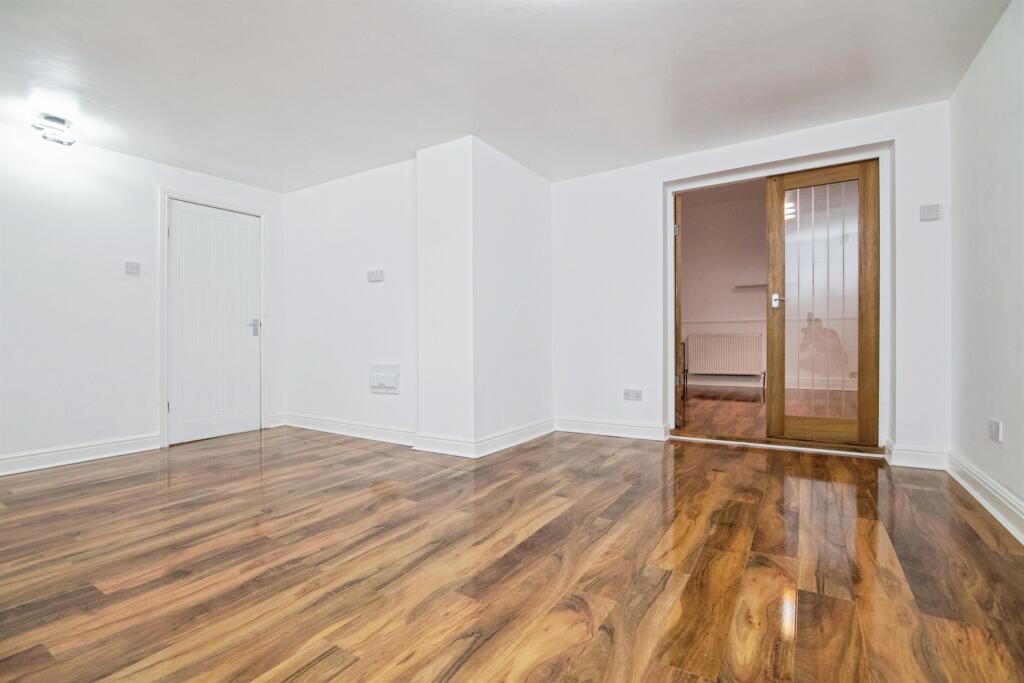 House in Sandwell, West Midlands - View 2