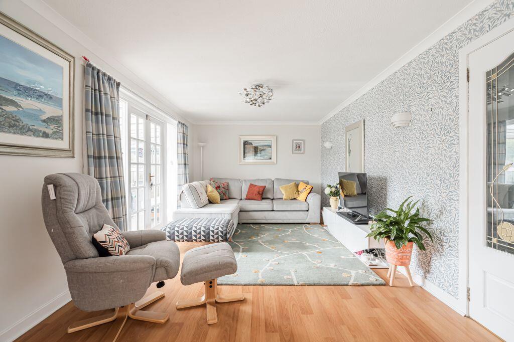 41 Ravenscroft Gardens, Gilmerton, Edinburgh EH17 8RP photo 2