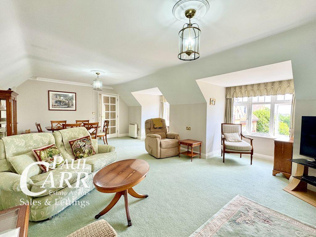 Apartment in Birmingham, Sutton Coldfield - View 3