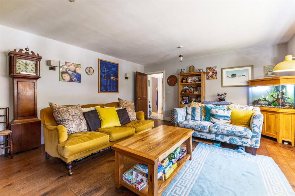 House in Guildford - View 3