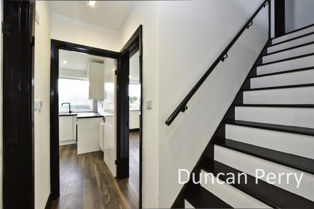 House in Potters Bar - More