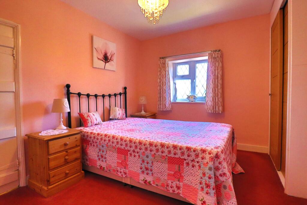 House in Swindon - View 5