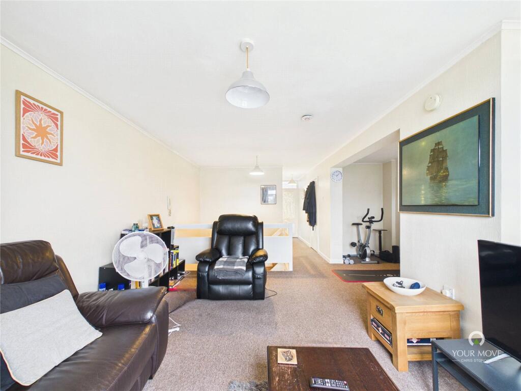 Apartment in Newcastle upon Tyne - View 4