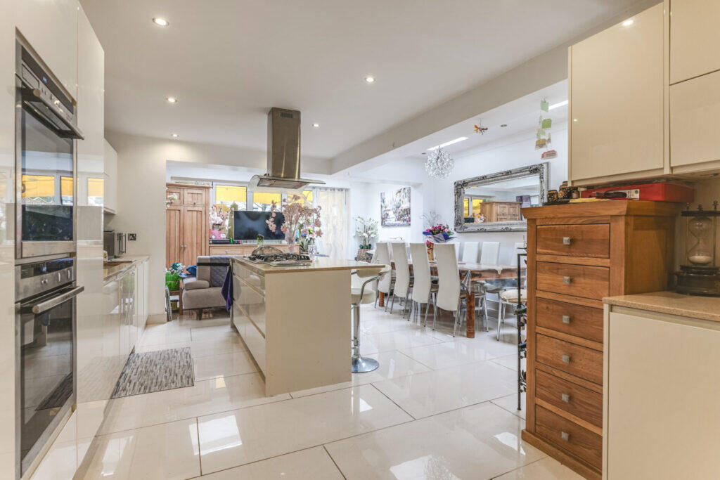 Main image of property: Friern Park - North Finchley - London - N12