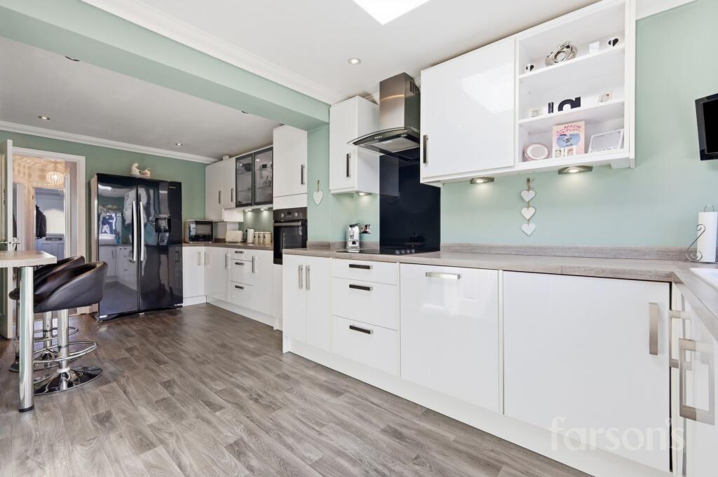 House in Brentwood, Doddinghurst - View 4