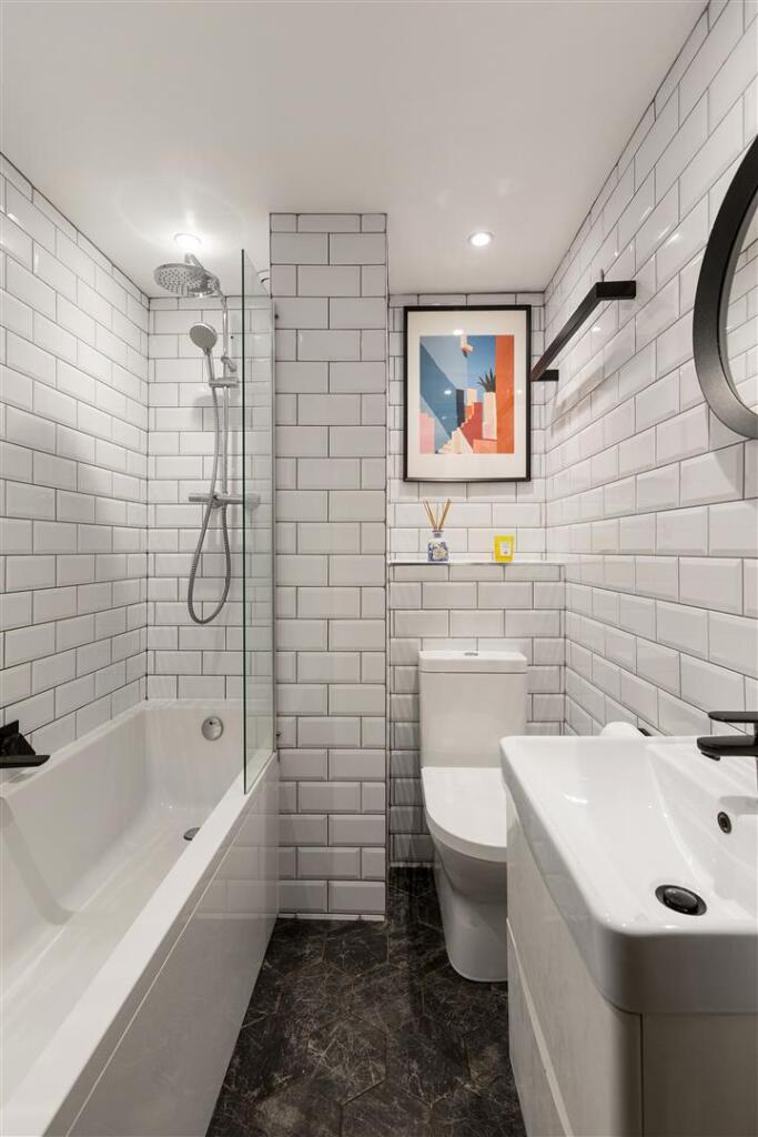 Apartment in London, Leyton - View 5