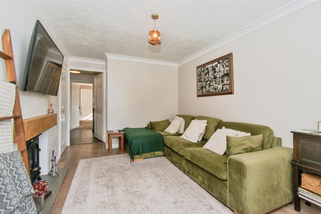 House in Wakefield - More